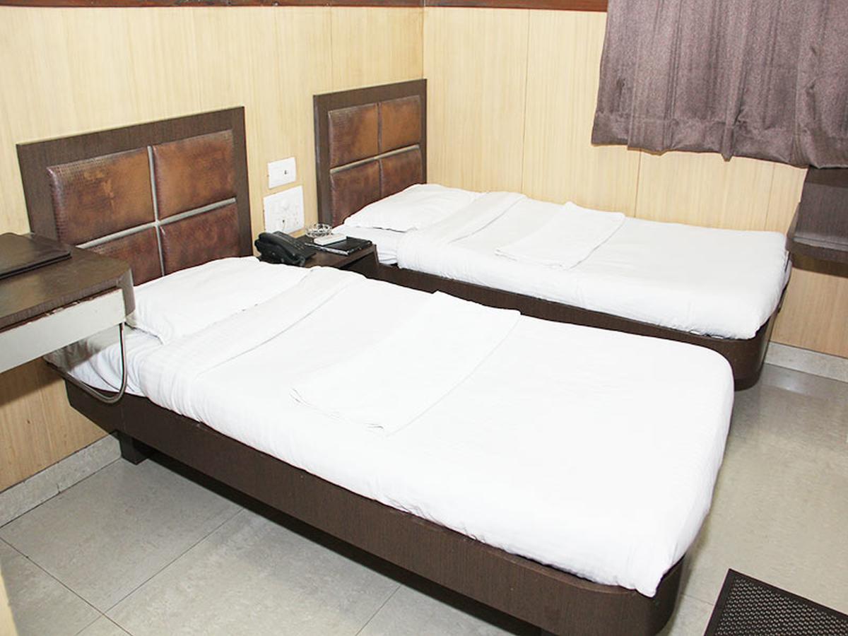 Hotel Ripon Palace Mumbai Bagian luar foto