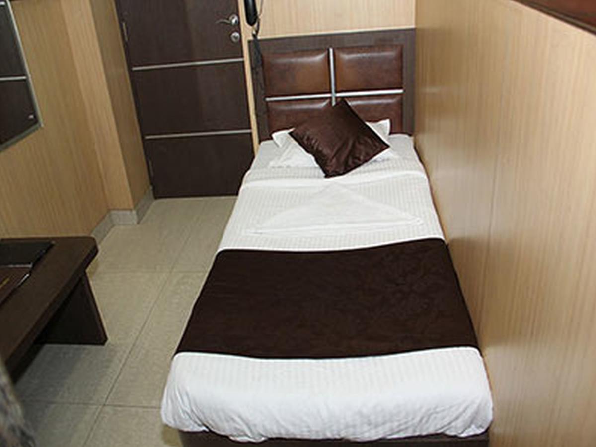 Hotel Ripon Palace Mumbai Bagian luar foto